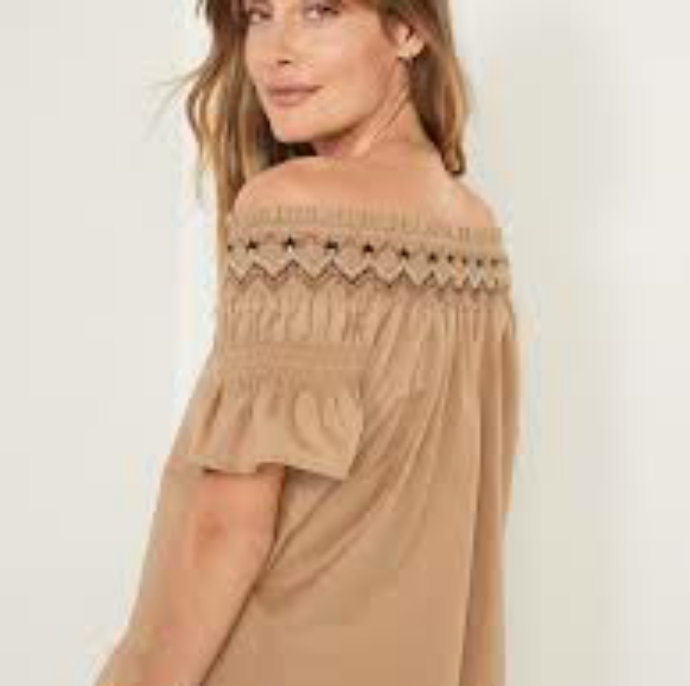 Women's Old Navy Smocked Off-the-Shoulder Flutter-Sleeve Top, size 3X